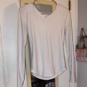 Women's Cream V-Neck Long Sleeve Top